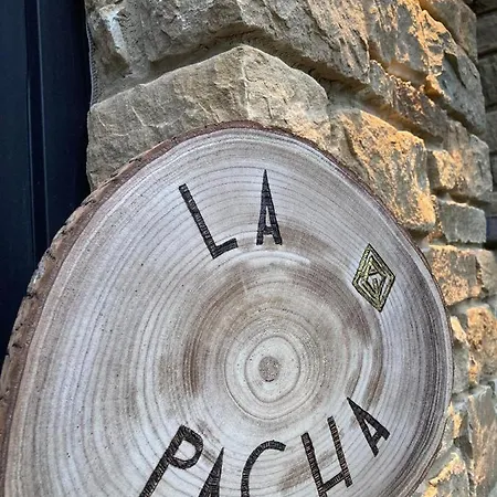 La Pacha, D'hotes